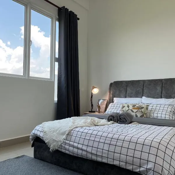 Industrial 2BR 8Pax Impression City 5Mins ToTown, hotel in Melaka