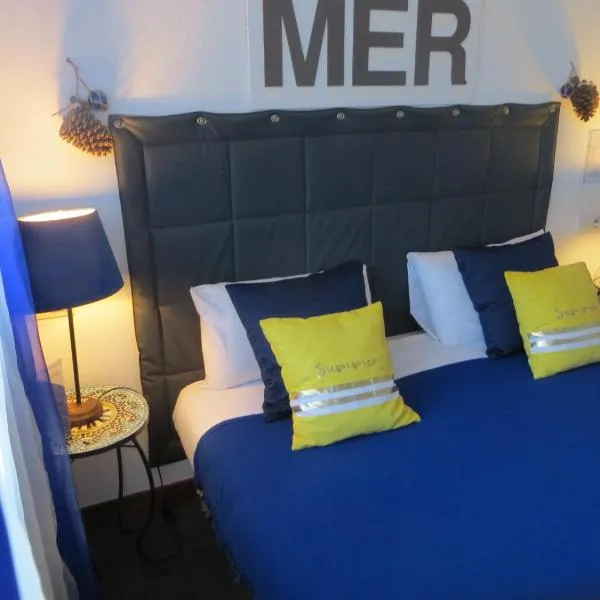 Hôtel Les Embruns Sables d'Olonne – hotel w mieście Les Sables-dʼOlonne