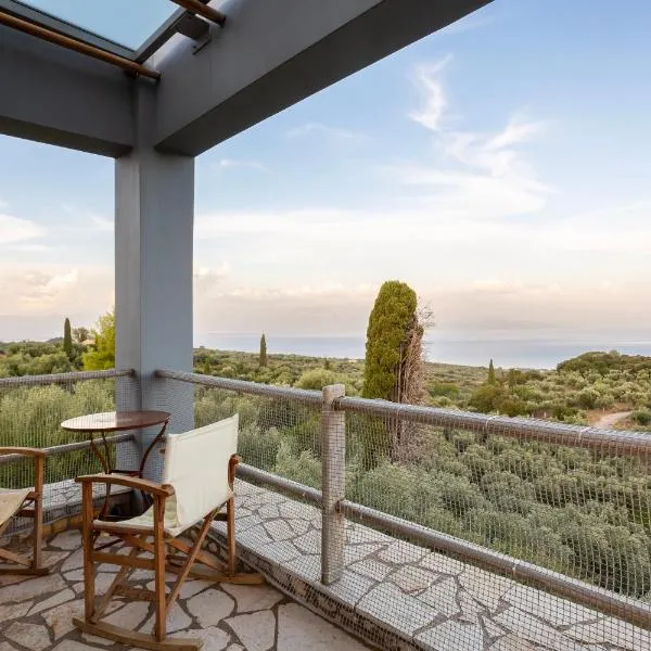 Stone Farmhouse in Groves - Sea & Mountain Views, ξενοδοχείο στο Καλαμάκι Μεσσηνίας