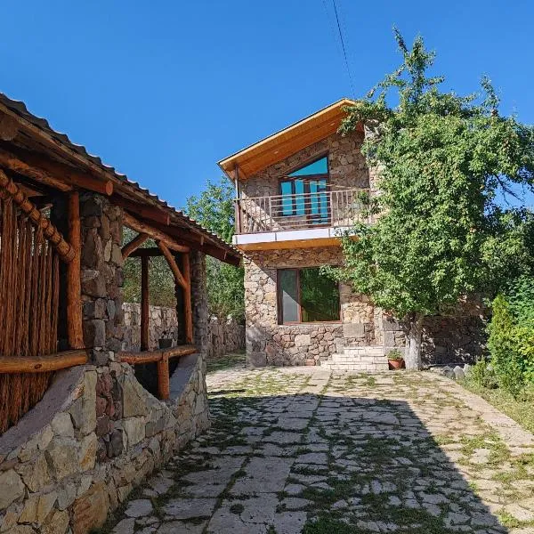 Paradise Guest House, hotel v destinaci Cachkadzor