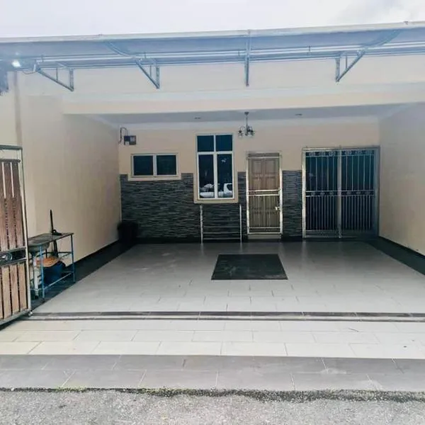 Seri Changkat Homestay, hotel in Kampong Changkat Raja
