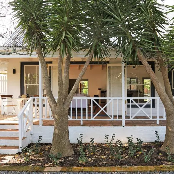 Kumbuk House, hotel in Franschhoek