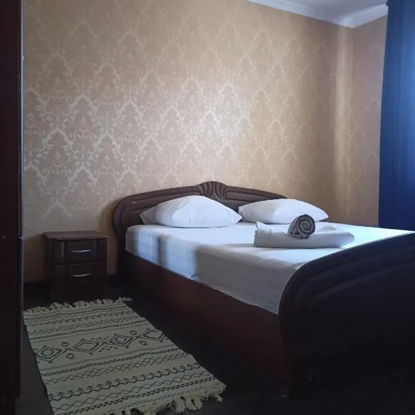Трешка микрорайон Саулет 11, hotel in Qyzylorda