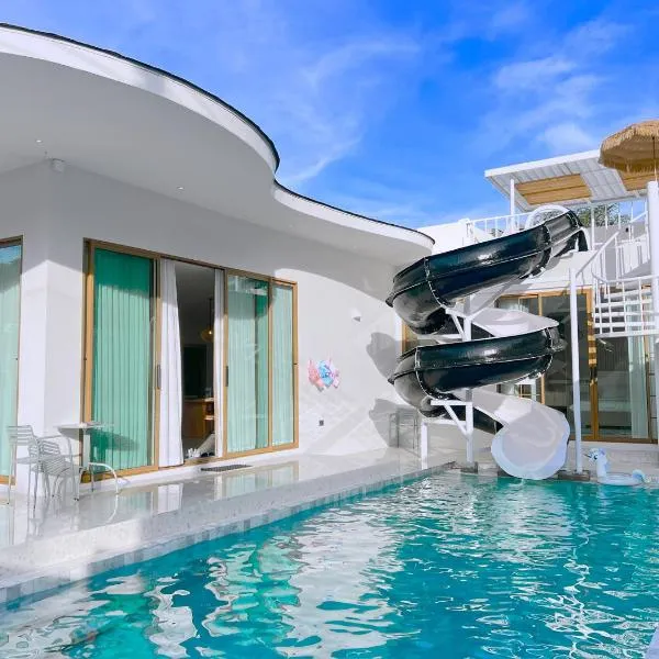 PNT LUXURY JOMTIEn, khách sạn ở Bãi biển Jomtien