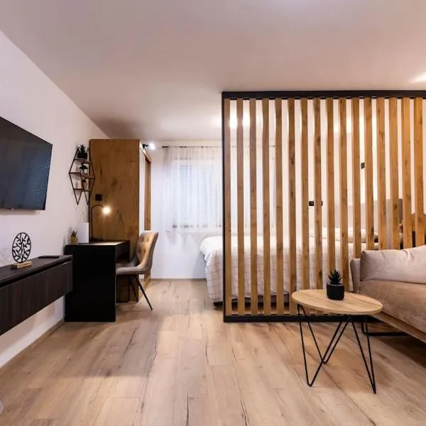 Wooden gem By HOME Apartments, hotel in Novi Zagreb