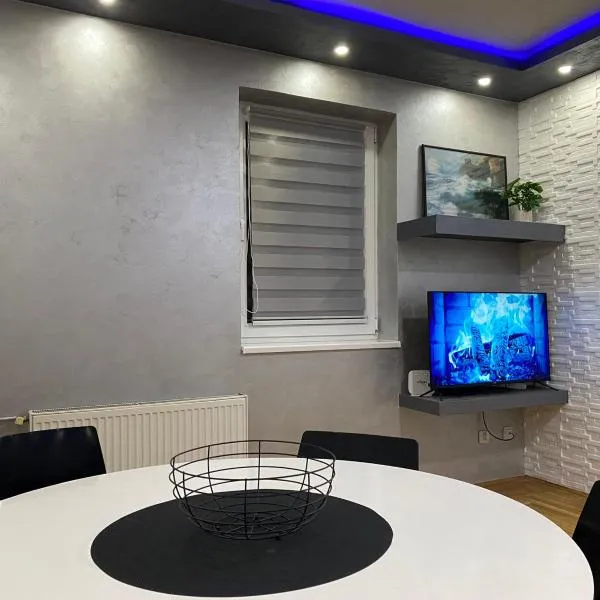 Crystal Apartman Obrenovac, hotel v destinaci Obrenovac