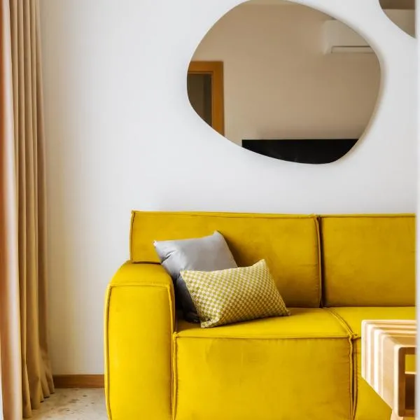 The Beach, hotel u gradu Pogordželica