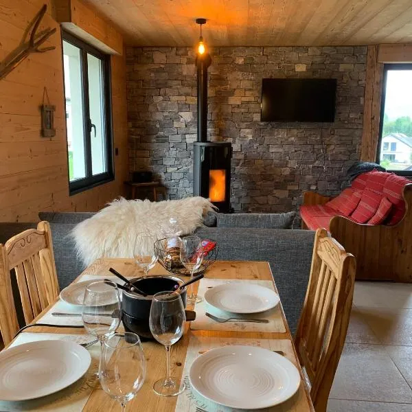 l'écureuil, chez le charpentier d'antan, la chaleur du bois, le calme de la campagne, hotel v mestu Epagny Metz-Tessy