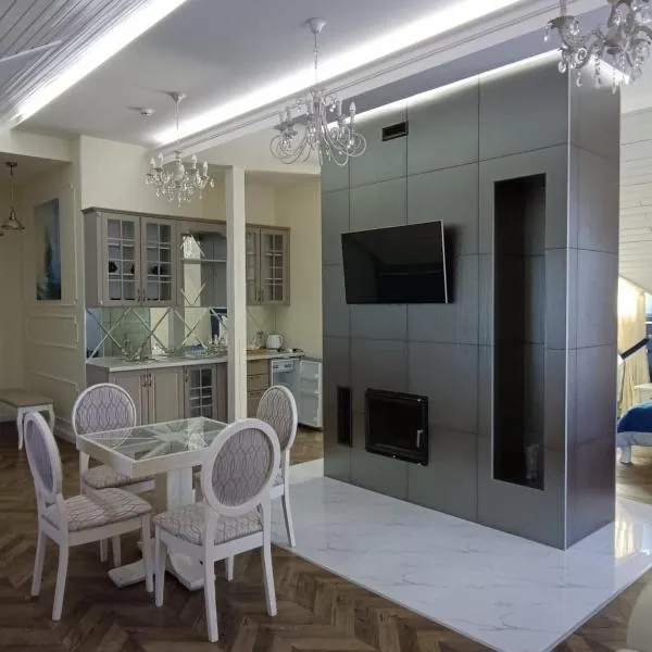 MARISS hotel & business โรงแรมในโครโปนิตสกี