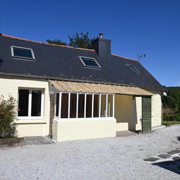 Keriven Cottage, hotel in Keriven