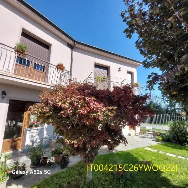 ACERO ROSSO Apartment, hotel in Savigliano