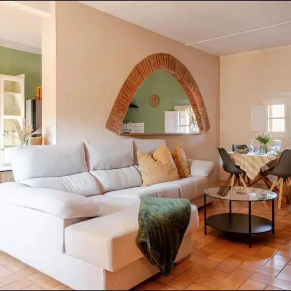Cal Robusto, Apartament in Masía with horses, hotel v destinaci Siurana