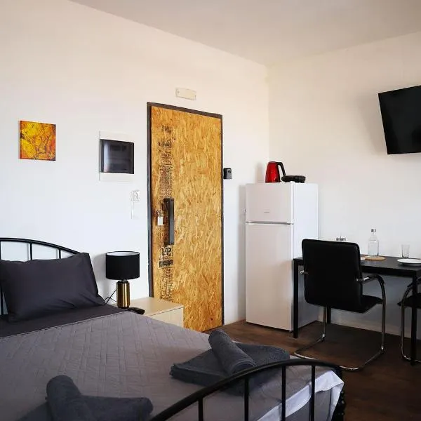 Studio92, hotel in Chania Town