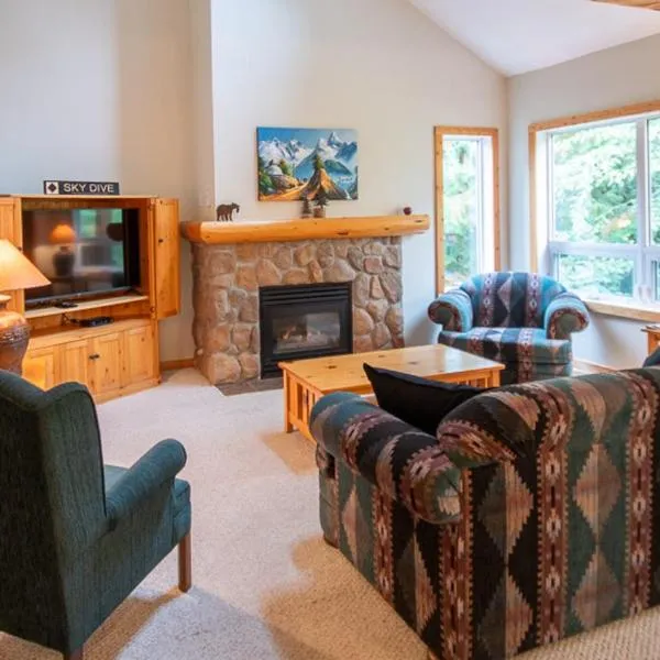 Stone Creek Chalet by Fernie Lodging Company, hotel en Fernie