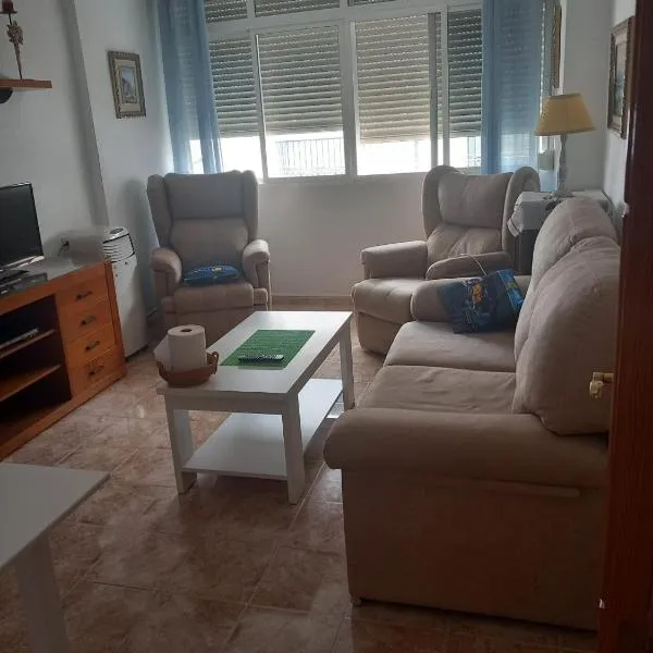 Villa Trini, hotel v destinaci Salobreña