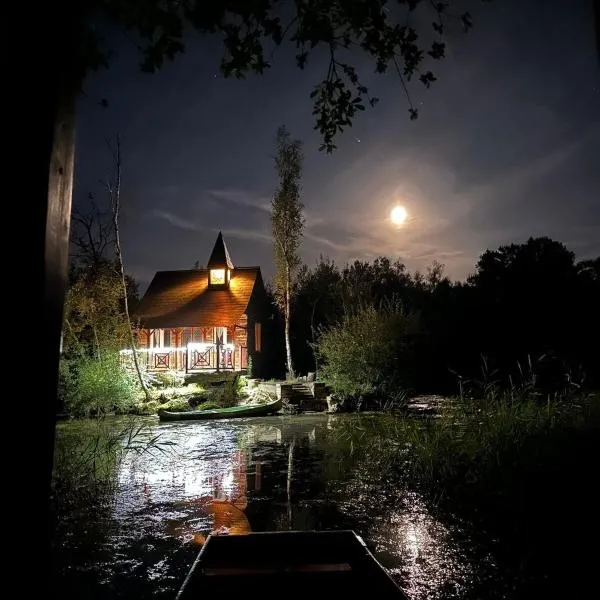 Cabane atypique sur une Île, hotel v destinaci Sury-aux-Bois