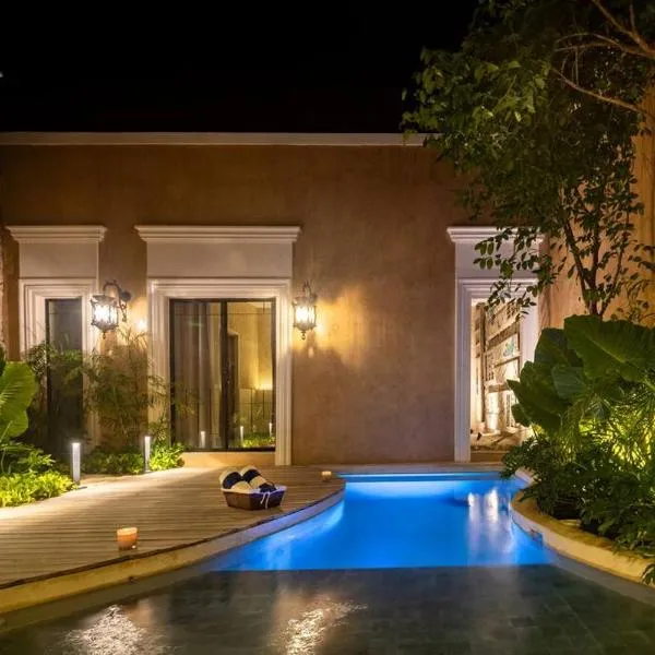 Casa Clementina Luxe Rustic Haven 5 star Location, hotel in Mérida