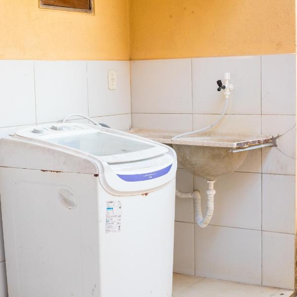 casasveraneio , Barra de são Miguel casa com 4 quartos sendo 2 suítes,todos com ar condicionado, 300 m da praia, 5 minutos praia das conchas e 10 do gunga! Área de lazer com piscina de 10 m churrasqueira e freezer!a melhor! - Foto 3