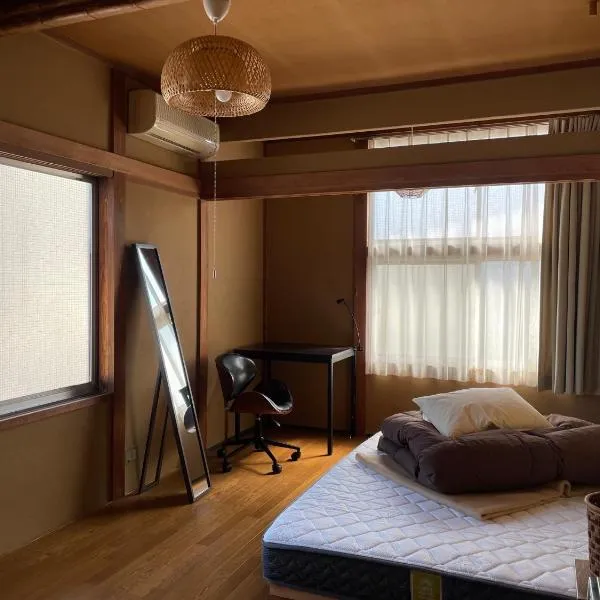 北アルプス麓のゲストハウス林屋, hotel v destinaci Omači
