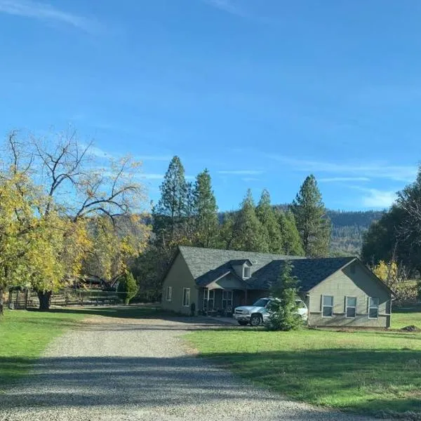 Walnut Grove 2BD 1Bath, hotel in Oakhurst