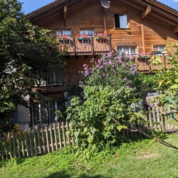 Haus Bergzyt -Die Älplersuite, im Ski und Wandergebiet，位于Linthal的酒店