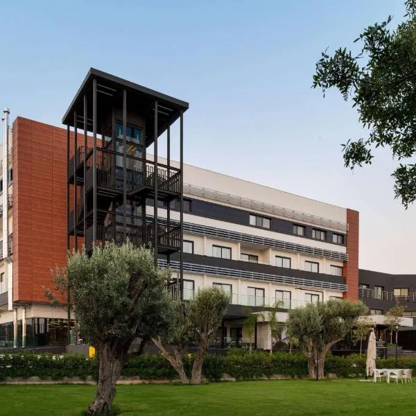 Menemen에 위치한 호텔 FT Lotus Thermal Hotel&SPA Trademark Collection by Wyndham