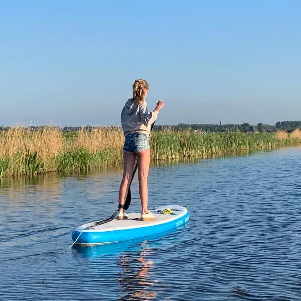 Boerencamping Swarthoeve, hotel v destinaci Wormer