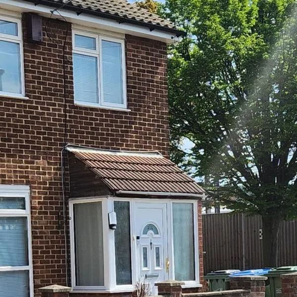 Amalia's Guest House, hotel v destinaci Abbey Wood