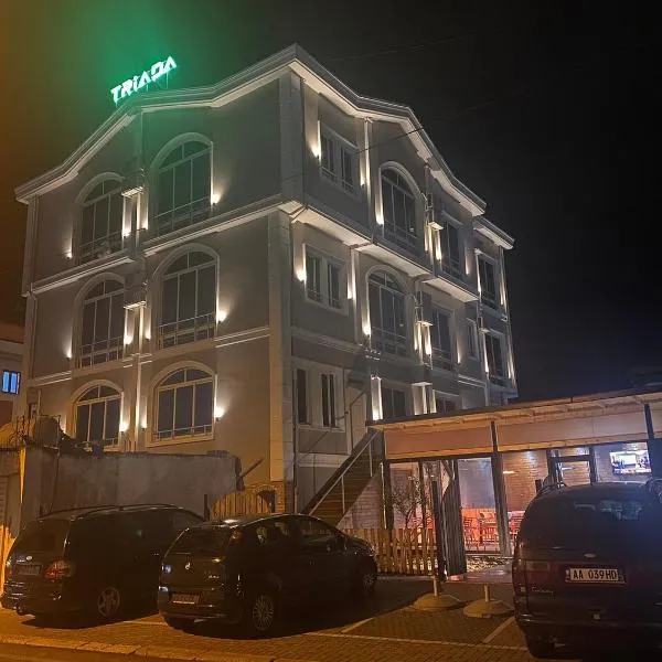 Hotel Triada, hotel v destinaci Fushë-Krujë