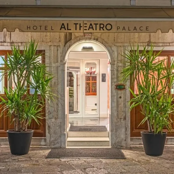 Al Theatro Palace, hotel v Benetkah