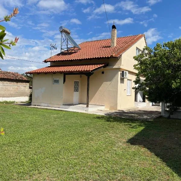 Eleni village House, hotel v destinaci Kamena Vourla