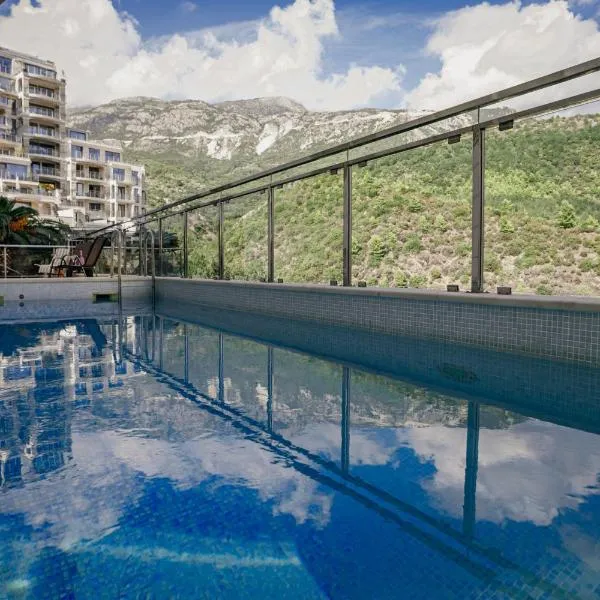 Montehome, hotel in Becici