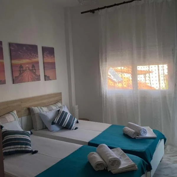 Ιόλη, hotel v destinaci Flogita