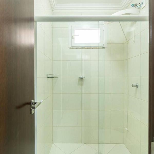 Casa Completa com Piscina Churrasqueira Sinuca Wi-Fi e Garagem para 4 Carros a 350m da Praia Acomoda 12 Pessoas, 4 Quartos com Ar-Condicionado - Foto 3