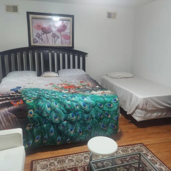 Cosy Bedroom 12mins to Airport Prudential NJIT UMDJ Penn Station, hotel v destinaci Newark