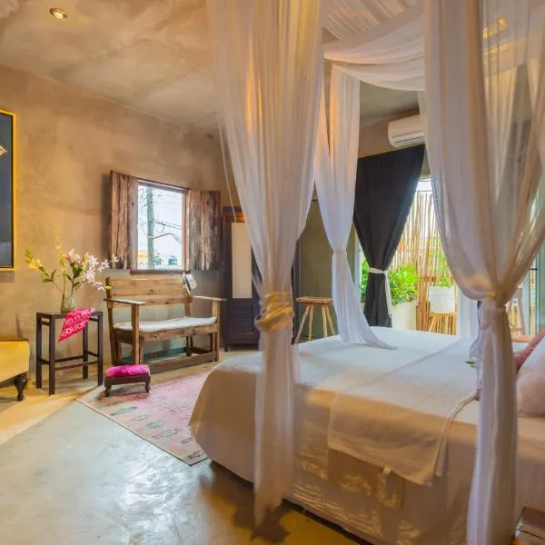 Aruma Villa Boutique Isla Mujeres with beach club access included, hotel in Isla Mujeres