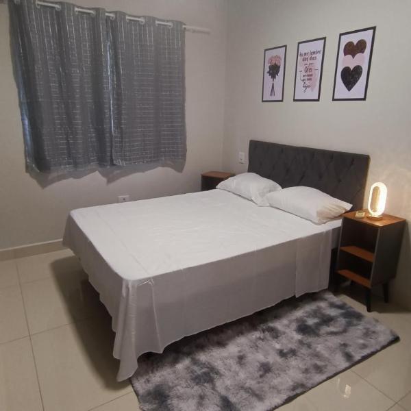 Apto novo, central e aconchegante em Foz - Foto 2