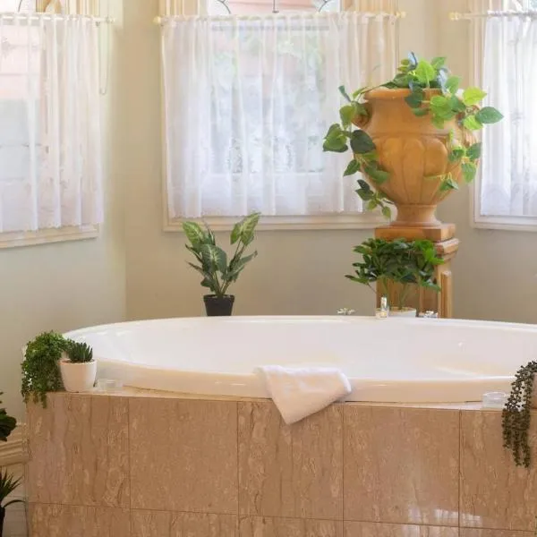 Rapunzels Cottage 1br Fairytale Studio Stay, hotel v destinaci Ballarat
