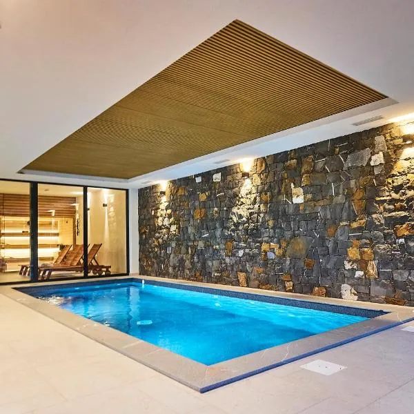 BRIC Wine & Relax，Vogrsko的飯店