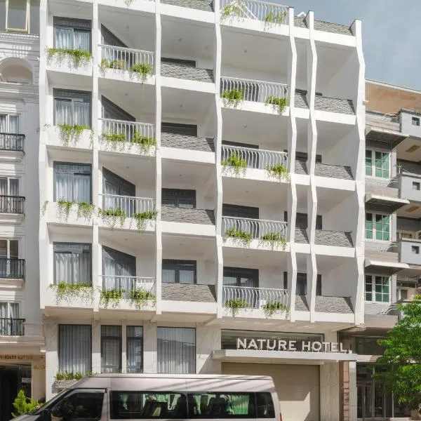 Nature Hotel - Nam Kỳ Khởi Nghĩa、ダラットのホテル