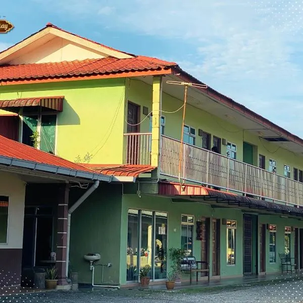 Ayem Homestay UTHM, hotel di Parit Raja