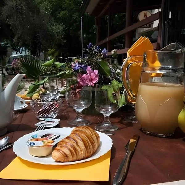Camping Almoetia, hotel v destinaci Calatabiano