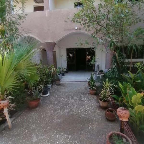 Rose Guest House 您在盧克索的第二個家, hotel v mestu Luxor