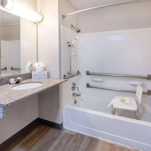 Days Inn by Wyndham Los Lunas, hotel in Los Lunas