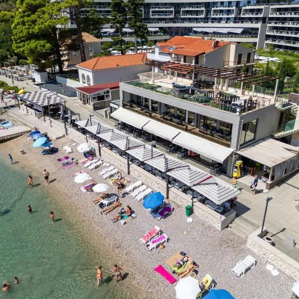 Sun & Sea Residence, hotel v Mlini