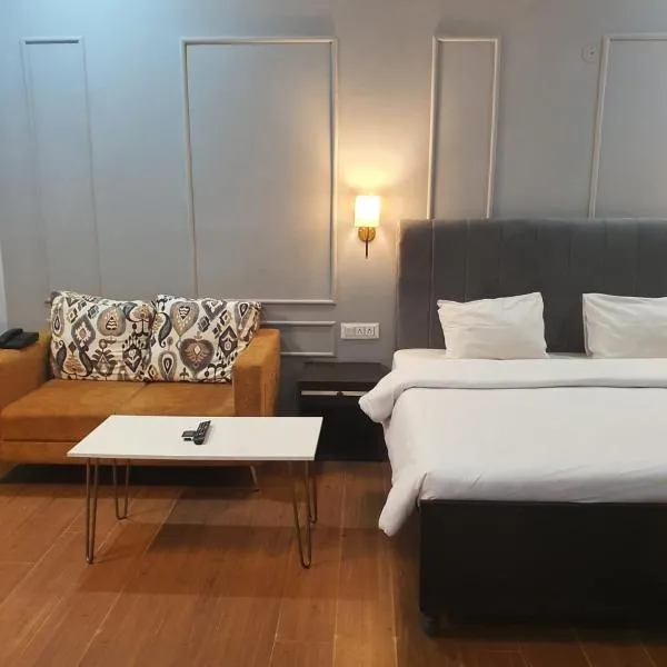 Mallenzo Suites Dlf Phase 1, hotell i Gurgaon