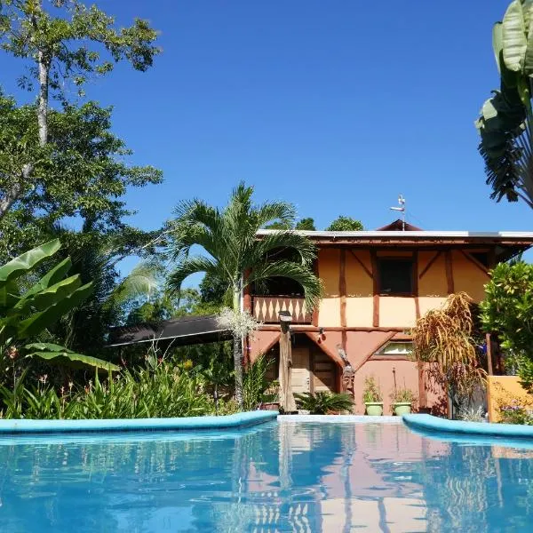 Chalet Tropical, hotel in Bocas del Toro