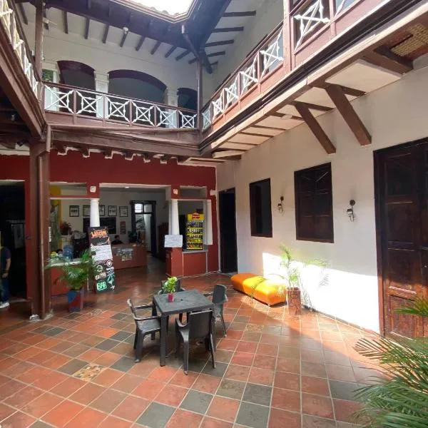 Casona Don Juan Hostel, hotel in San Gil