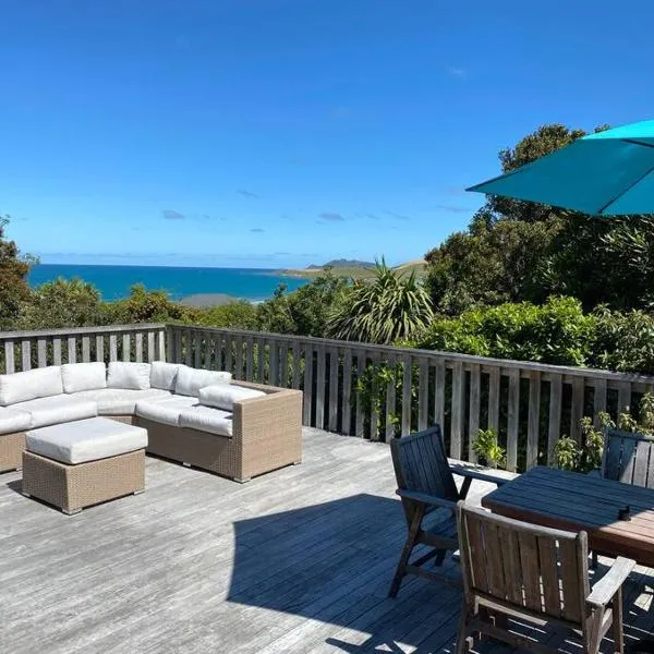 Kaka Point Beach House, hotel di Kaka Point