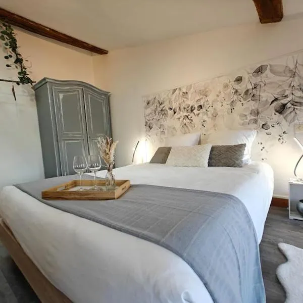 Le Duplex du Centre - Idéal pour un séjour détente ! – hotel w mieście Saint-Savinien